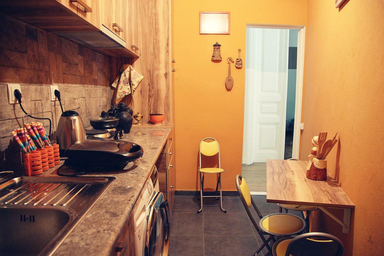 Appartement Apartament Old Yard à Tbilissi Extérieur photo